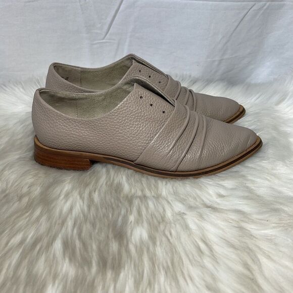 Kelsey Dagger Brookly Edison Ecru Flat Ruched Slip-On Oxford Sz 6 - Picture 4 of 6